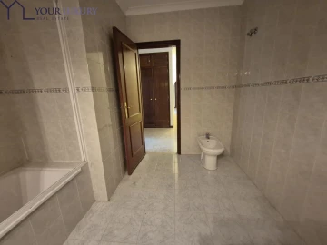 Apartamento T2 para Venda em Algueirão-Mem Martins