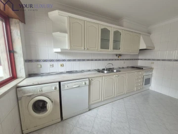 Apartamento T2 para Venda em Algueirão-Mem Martins