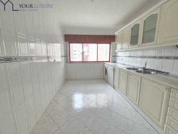 Apartamento T2 para Venda em Algueirão-Mem Martins