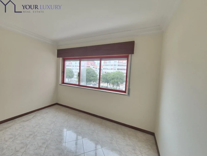 Apartamento T2 para Venda em Algueirão-Mem Martins Foto 12