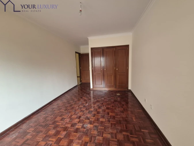 Apartamento T2 para Venda em Algueirão-Mem Martins Foto 24