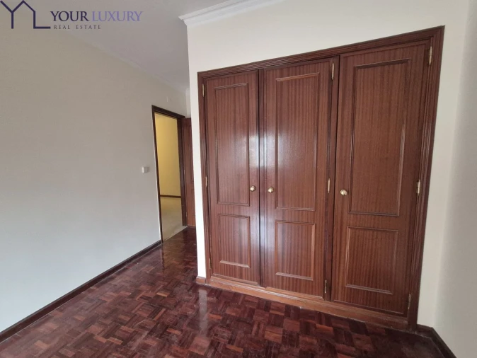 Apartamento T2 para Venda em Algueirão-Mem Martins Foto 25