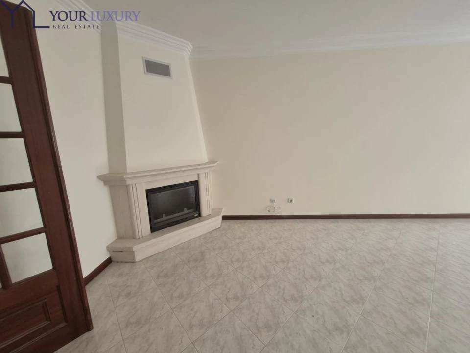 Apartamento T2 para Venda em Algueirão-Mem Martins Foto 8