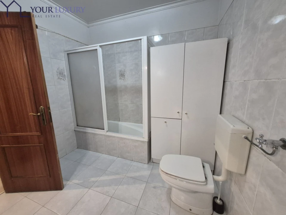 Apartamento T2 para Venda em Algueirão-Mem Martins Foto 17