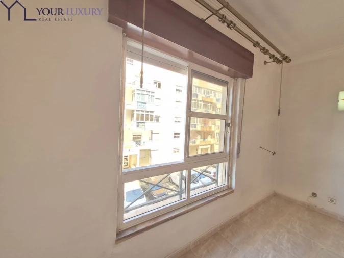 Apartamento T2 para Venda em Algueirão-Mem Martins Foto 3