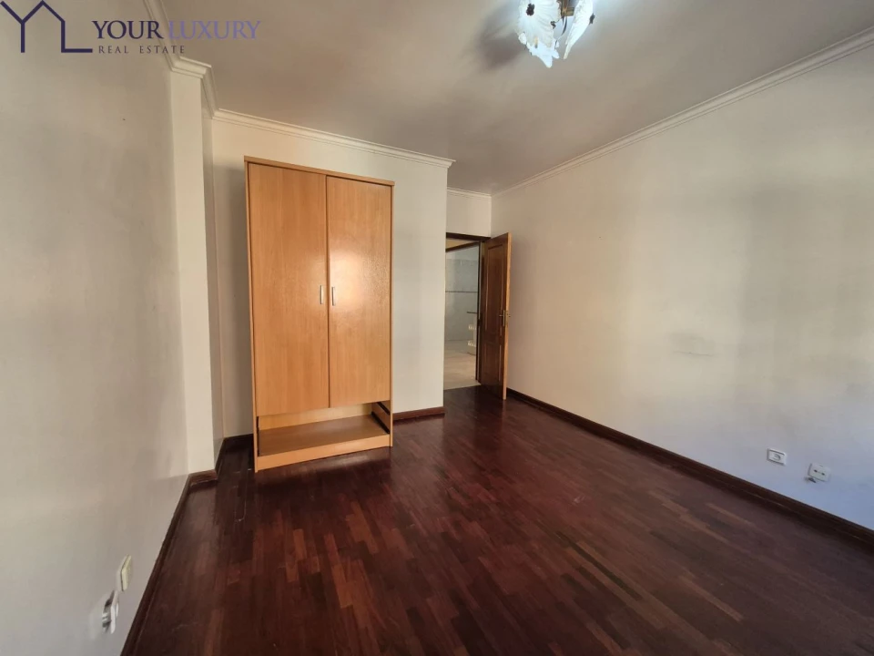 Apartamento T2 para Venda em Algueirão-Mem Martins Foto 24