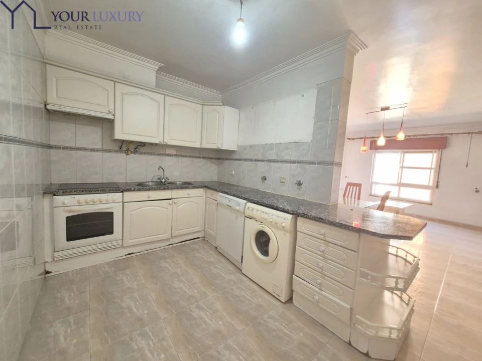 Apartamento T2 para Venda em Algueirão-Mem Martins Foto 6