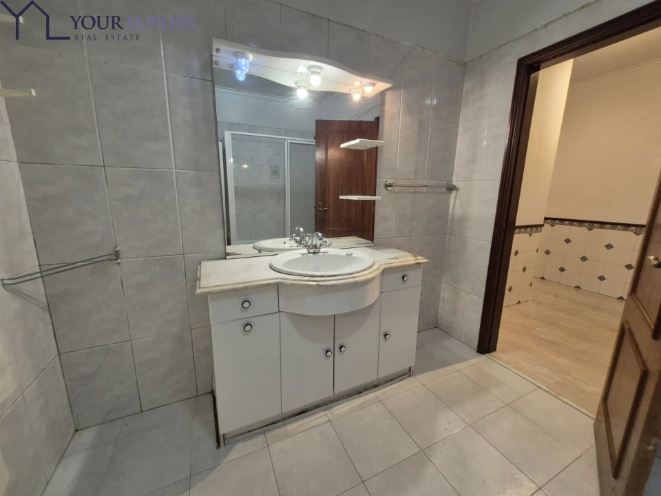 Apartamento T2 para Venda em Algueirão-Mem Martins Foto 19