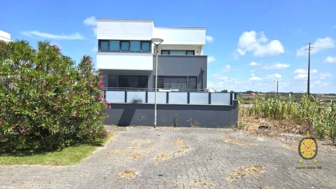 Moradia T4 para Venda em Gafanha da Boa Hora