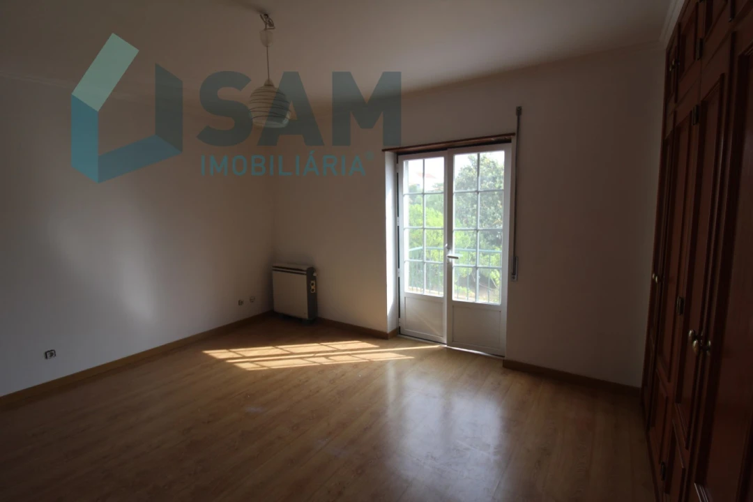Apartamento T3 para Venda em Ramalhal Foto 26