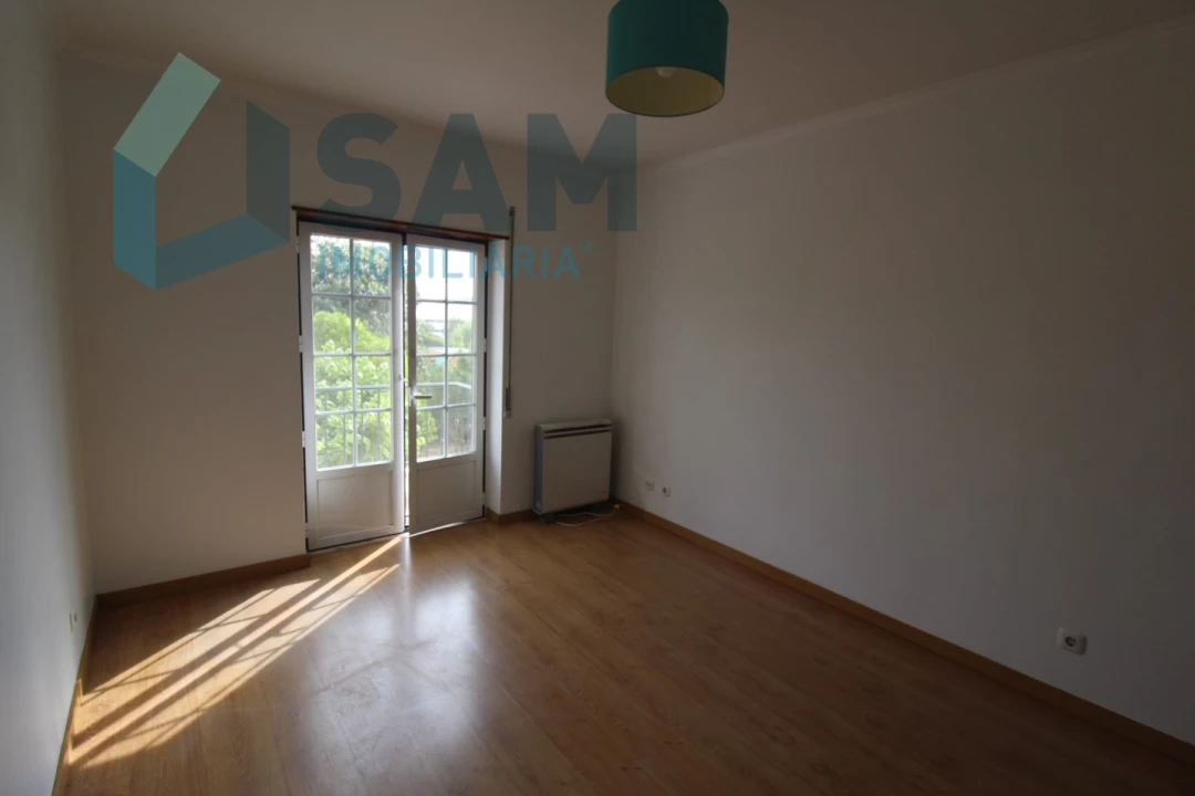 Apartamento T3 para Venda em Ramalhal Foto 24