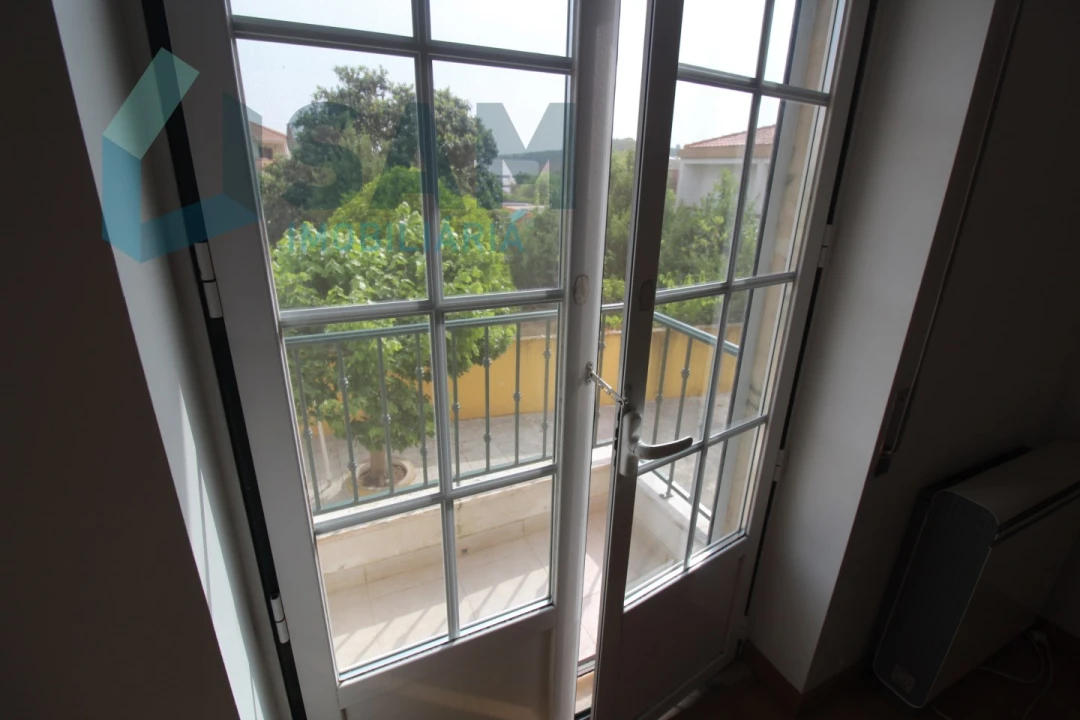 Apartamento T3 para Venda em Ramalhal Foto 25
