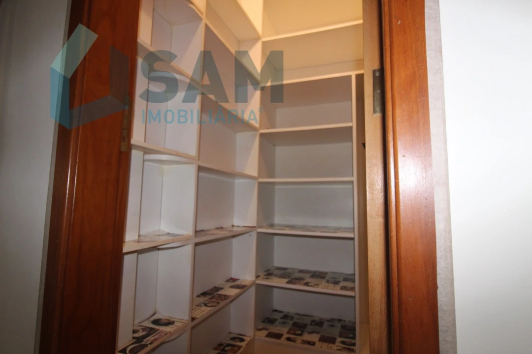 Apartamento T3 para Venda em Ramalhal Foto 12
