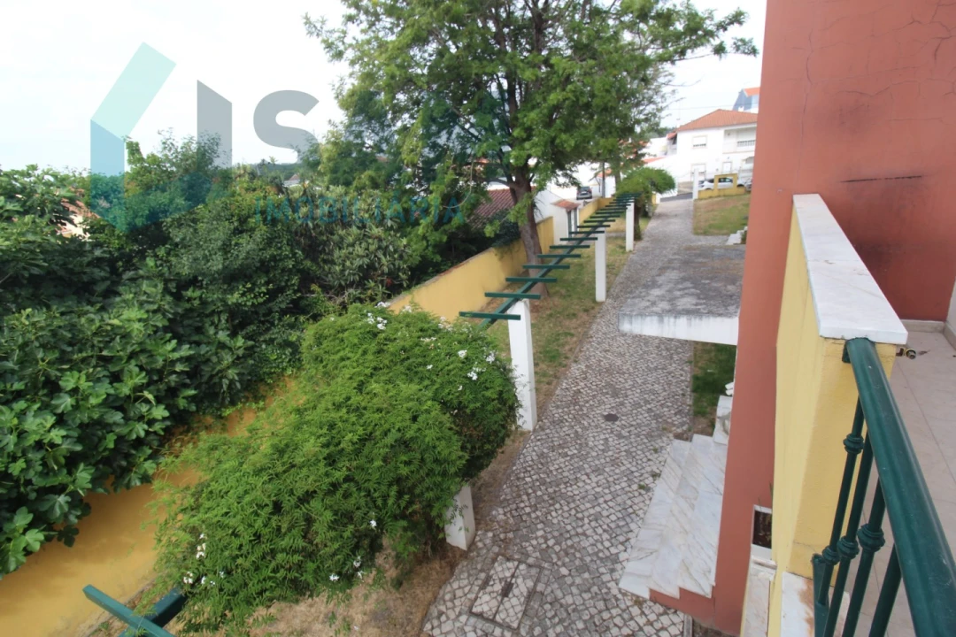 Apartamento T3 para Venda em Ramalhal Foto 5