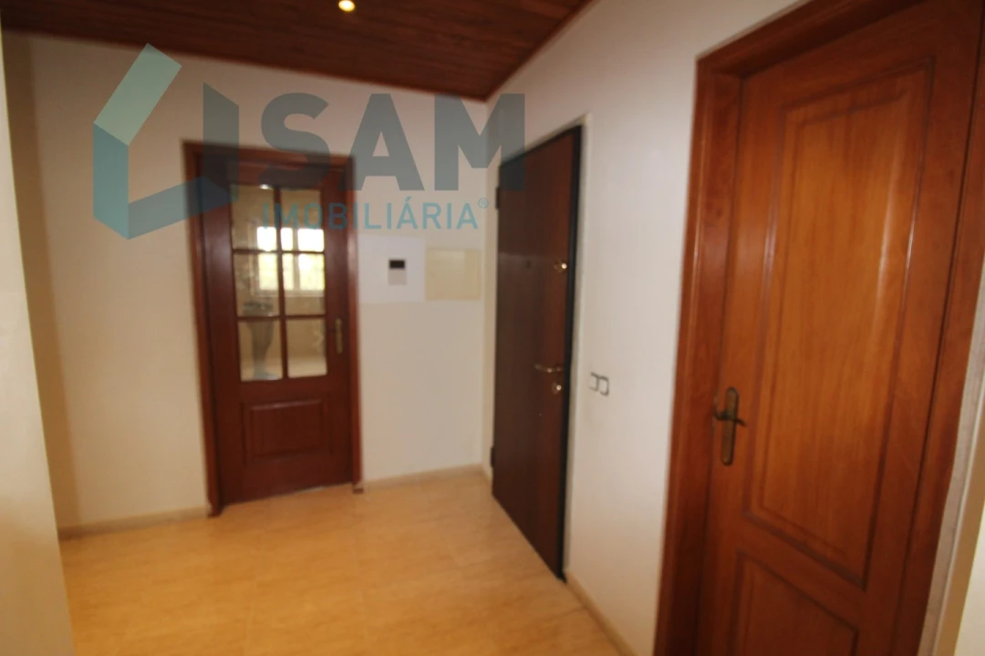 Apartamento T3 para Venda em Ramalhal Foto 41