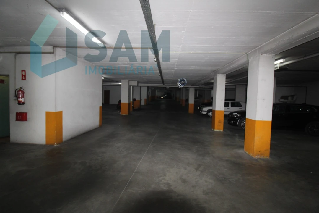 Apartamento T3 para Venda em Ramalhal Foto 47