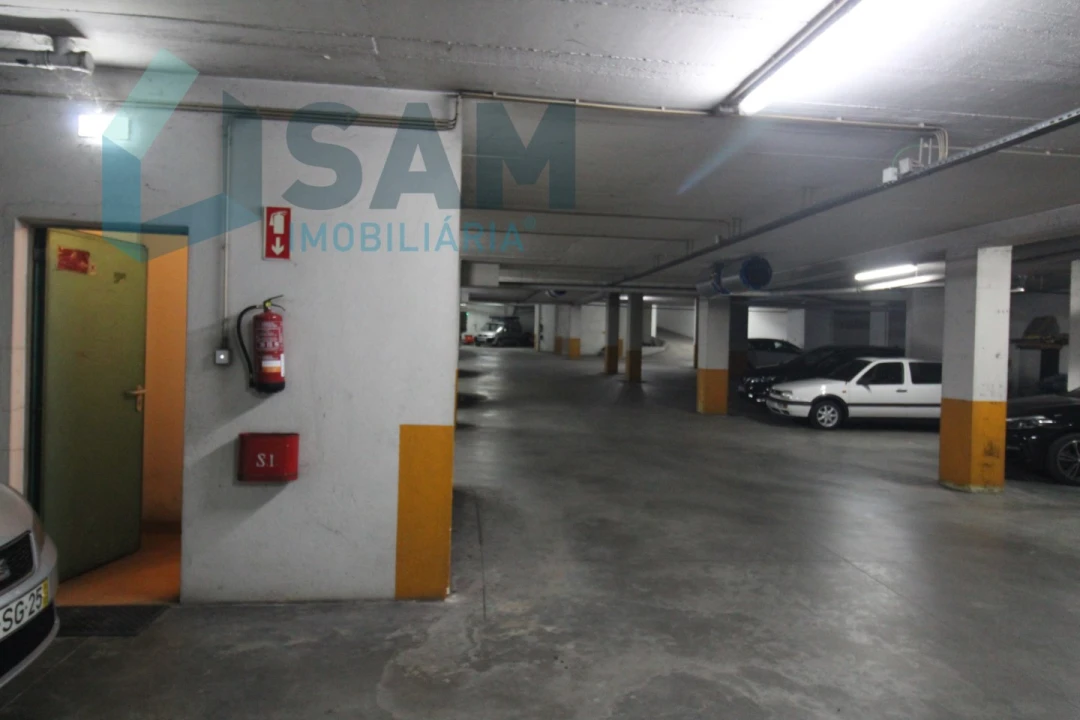Apartamento T3 para Venda em Ramalhal Foto 51