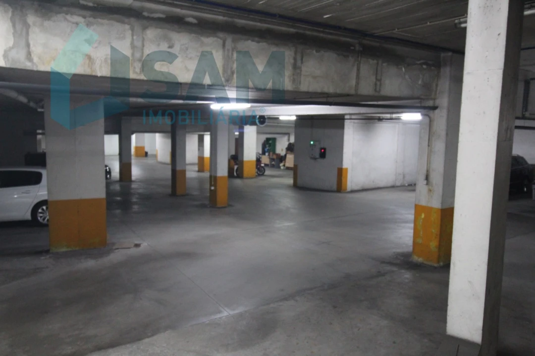 Apartamento T3 para Venda em Ramalhal Foto 55
