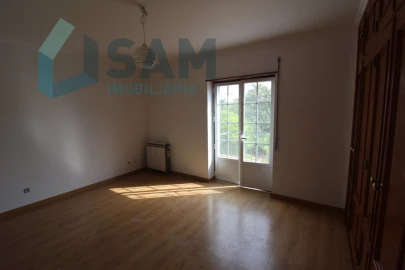 Apartamento T3 para Venda em Ramalhal