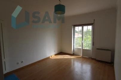 Apartamento T3 para Venda em Ramalhal