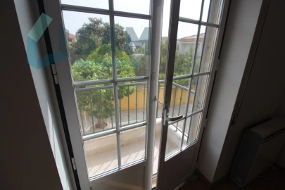 Apartamento T3 para Venda em Ramalhal