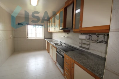 Apartamento T3 para Venda em Ramalhal