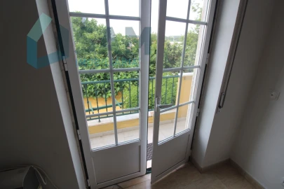 Apartamento T3 para Venda em Ramalhal