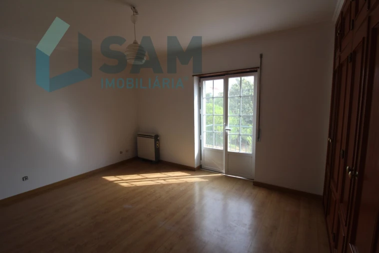 Apartamento T3 para Venda em Ramalhal Foto 26