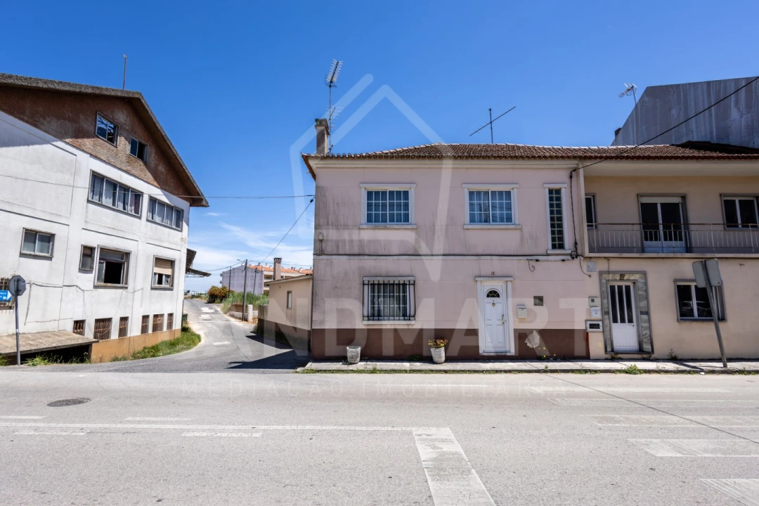 Moradia T6 para Venda em Benedita Foto 4