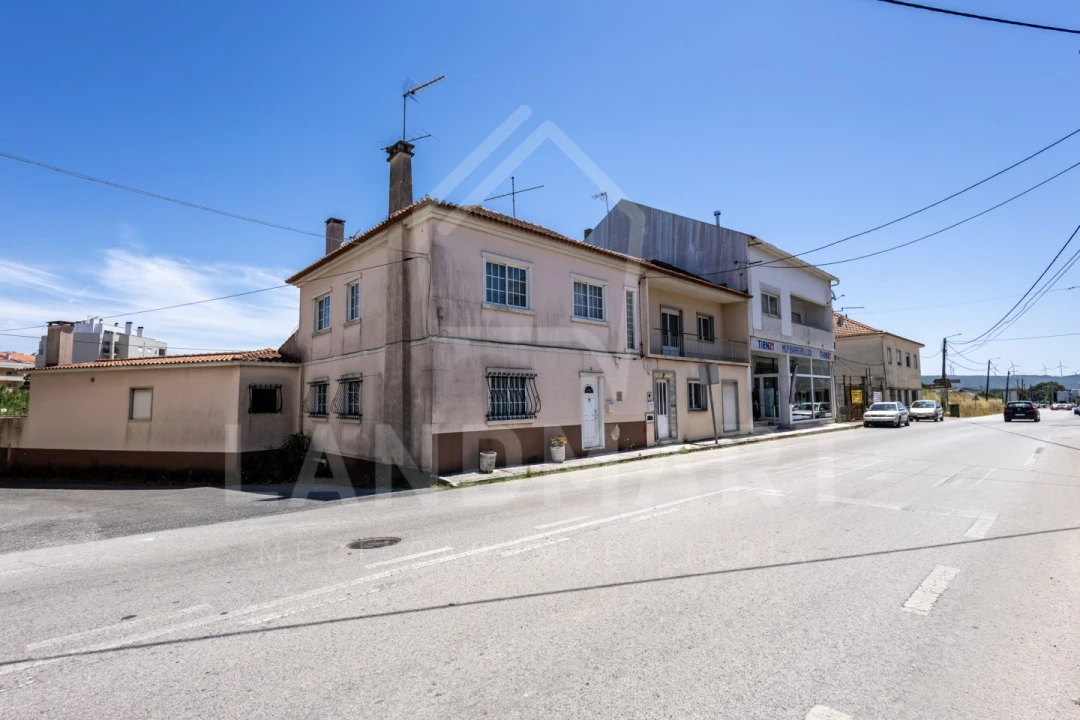 Moradia T6 para Venda em Benedita Foto 5