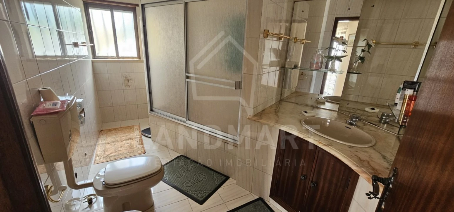 Moradia T6 para Venda em Benedita Foto 10