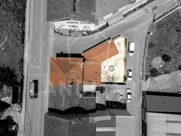 Moradia T6 para Venda em Benedita