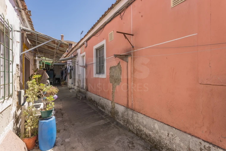 Moradia T1 para Venda em Camarate, Unhos e Apelação Foto 6
