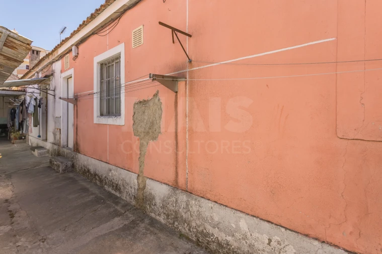 Moradia T1 para Venda em Camarate, Unhos e Apelação Foto 3