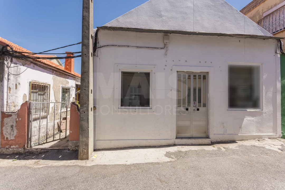 Moradia T1 para Venda em Camarate, Unhos e Apelação Foto 1