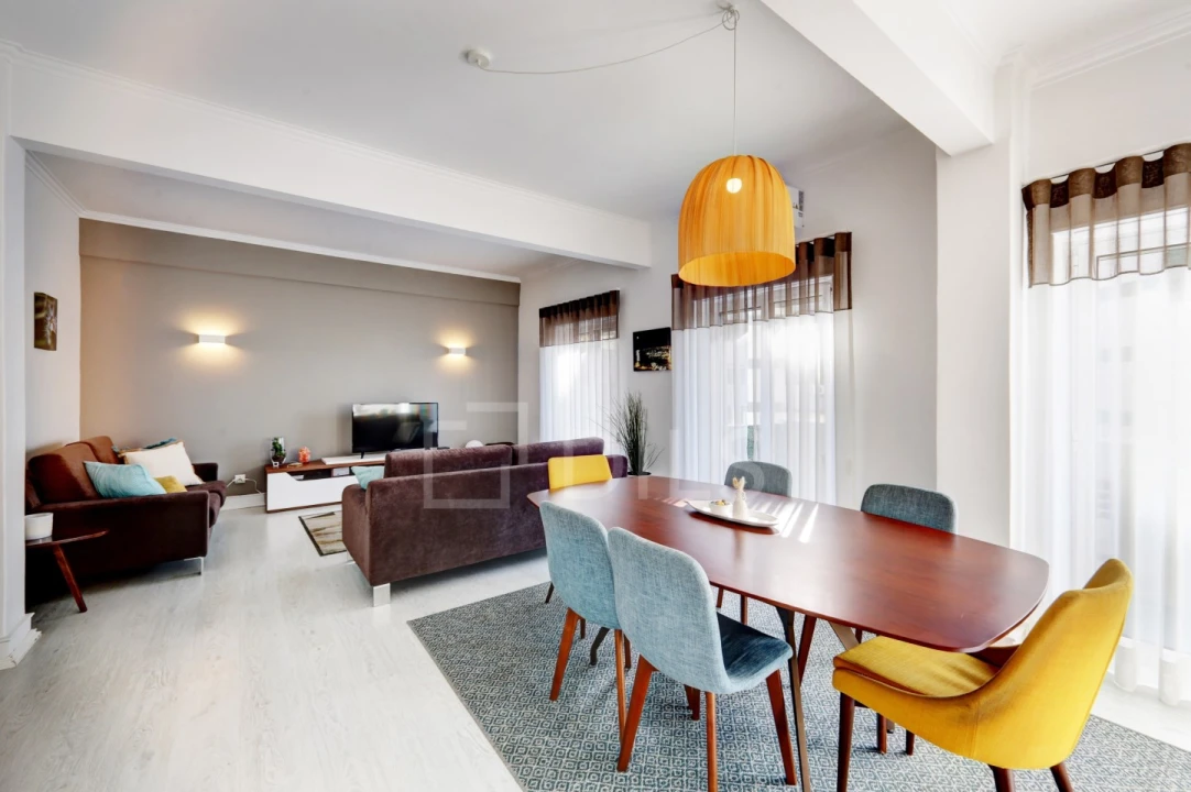 Apartamento T3 para Venda em Lumiar Foto 1