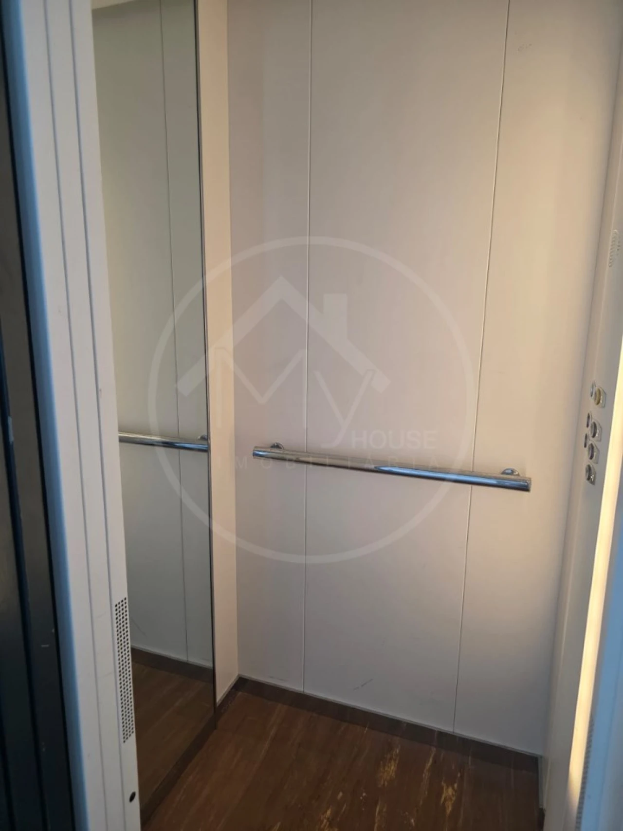 Apartamento T4 para Venda em Arcozelos Foto 7