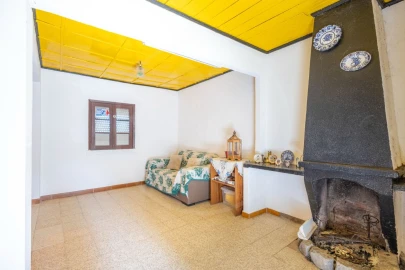Moradia T2 para Venda em Pensalvos e Parada de Monteiros