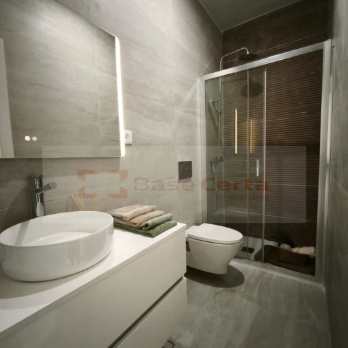 Apartamento T3 para Venda em Benfica Foto 2