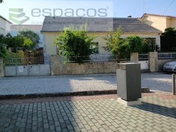Moradia T3 para Venda em Tinalhas