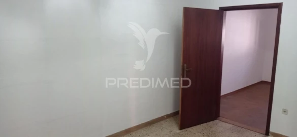 Moradia T6 para Venda em Couço