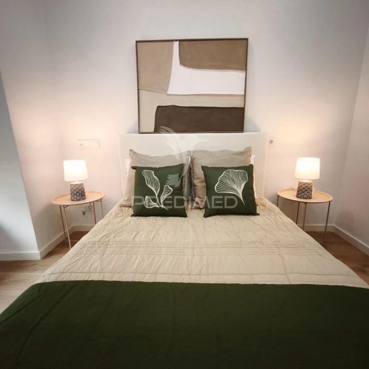 Apartamento T3 para Venda em Benfica Foto 2