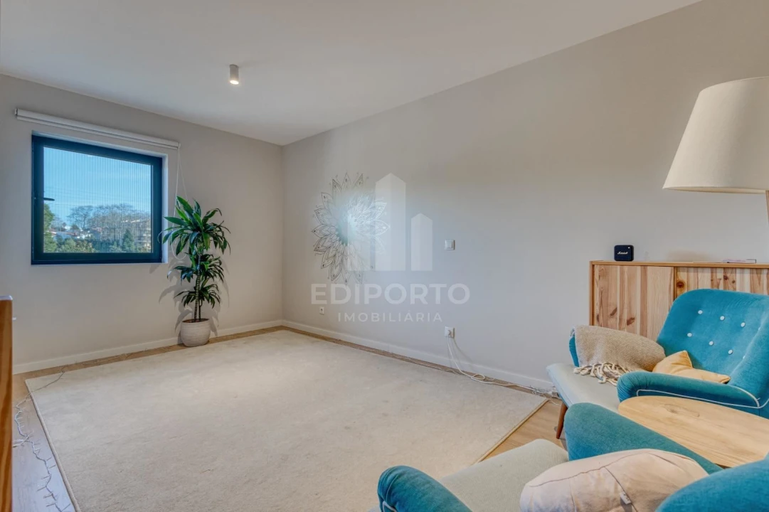 Moradia T7 para Venda em Santa Marinha e São Pedro da Afurada Foto 39