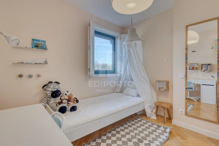 Moradia T7 para Venda em Santa Marinha e São Pedro da Afurada Foto 21