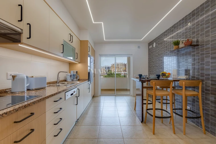 Apartamento T2 para Venda em Lagos (São Sebastião e Santa Maria) Foto 14