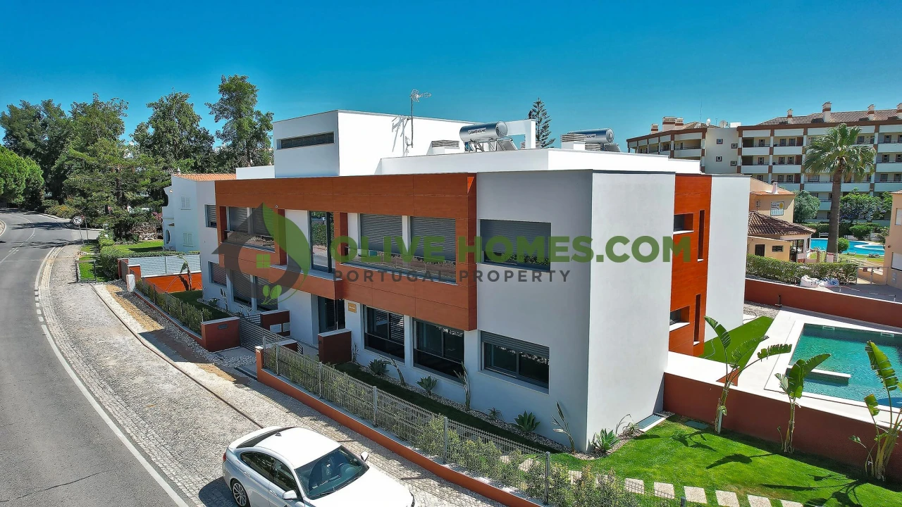Apartamento T1 para Venda em Quarteira Foto 1