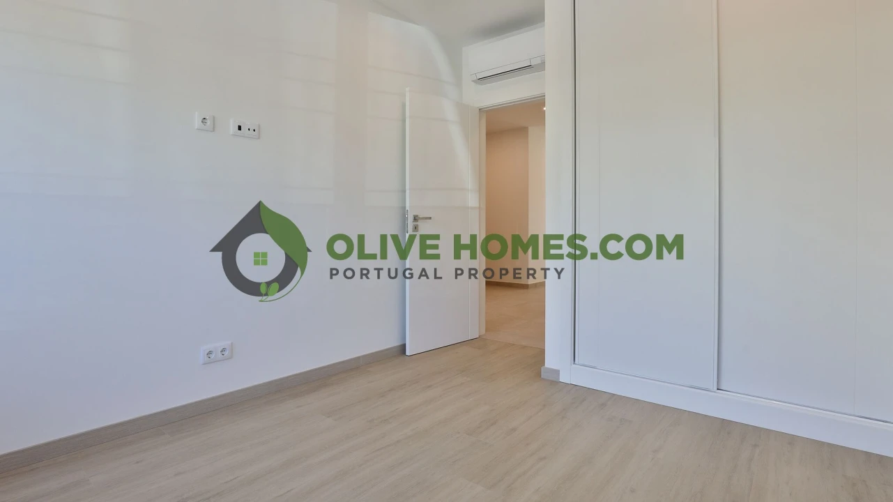 Apartamento T3 para Venda em Quarteira Foto 23