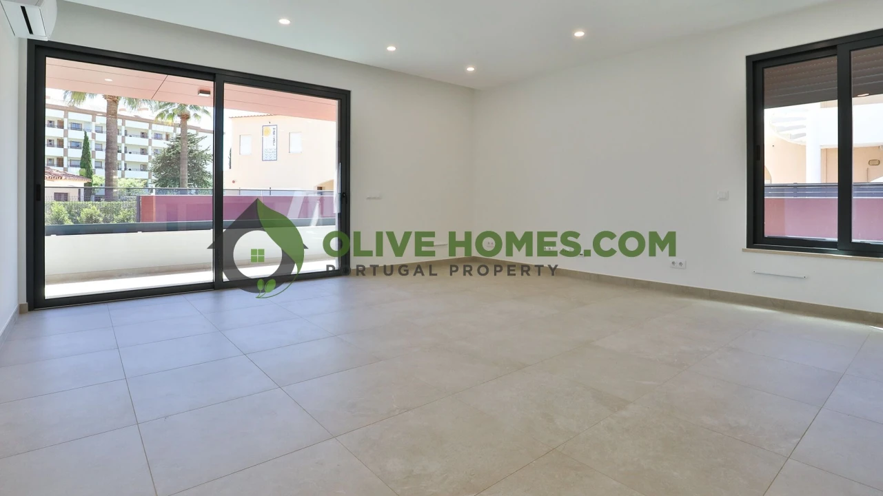 Apartamento T3 para Venda em Quarteira Foto 13