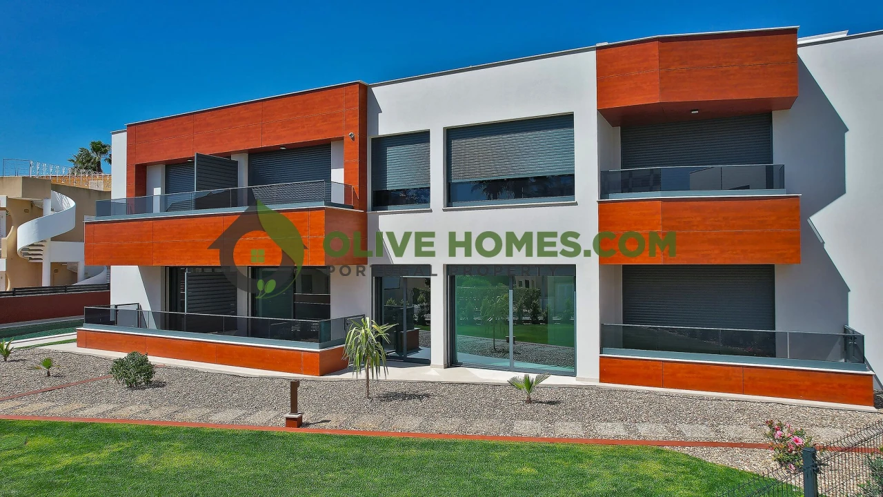 Apartamento T3 para Venda em Quarteira Foto 5