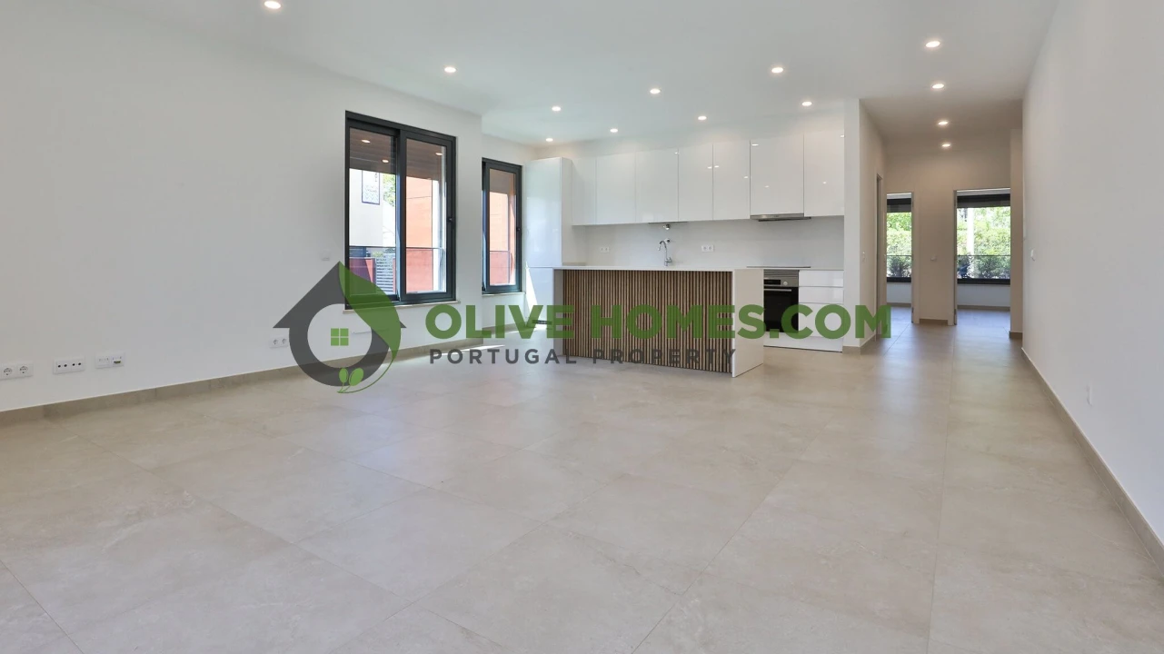 Apartamento T3 para Venda em Quarteira Foto 14